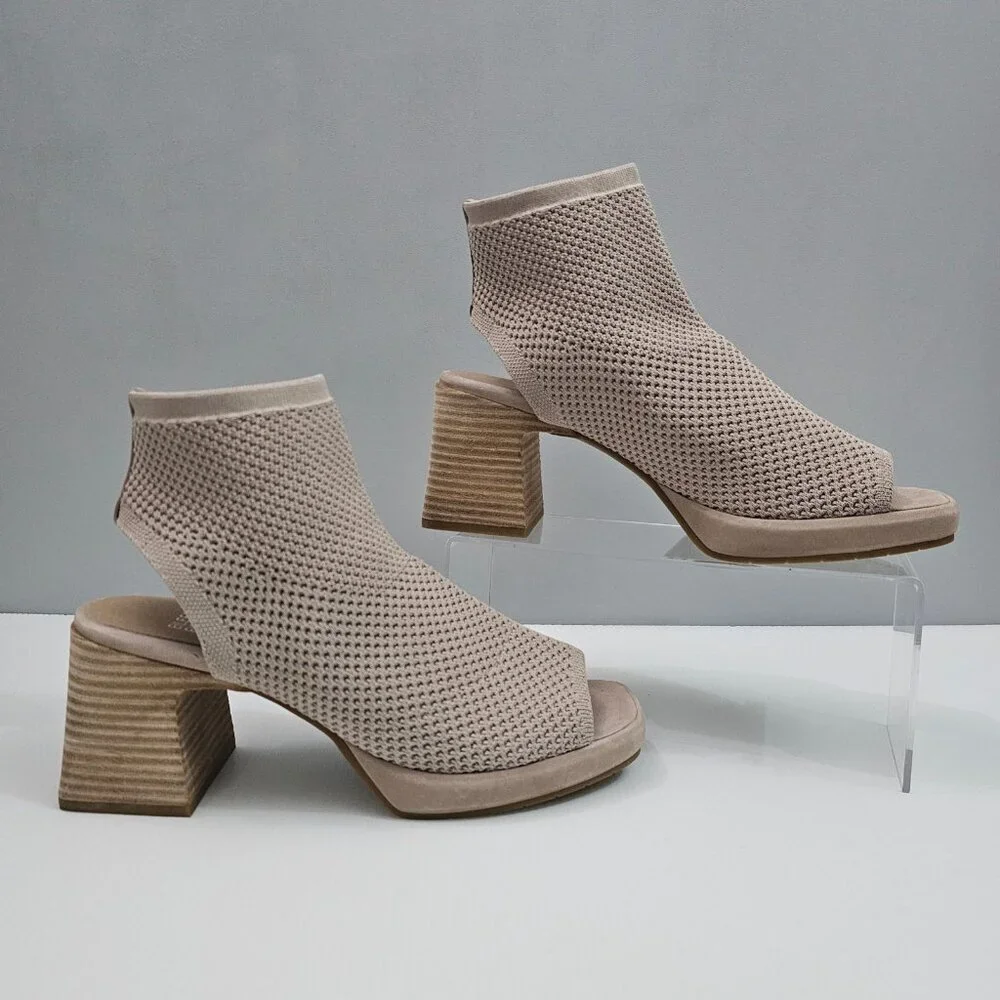 Eileen Fisher Gavis Peep Toe Bootie Womens 9 Blush Knit Block Heel Neutral NEW